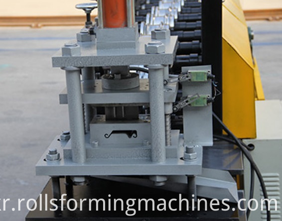 Shutter Flat Making Machine Steel Shutter Door Slide Making Machine